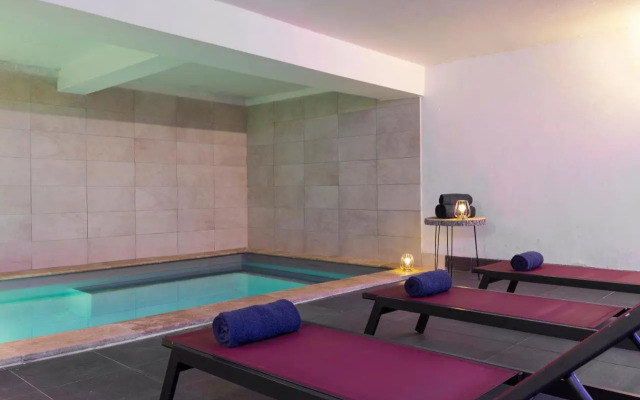 SOWELL RESIDENCES Pierre Blanche