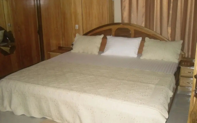 Senator Hotel