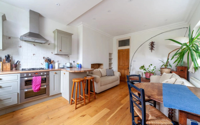 Cosy and Spacious Home