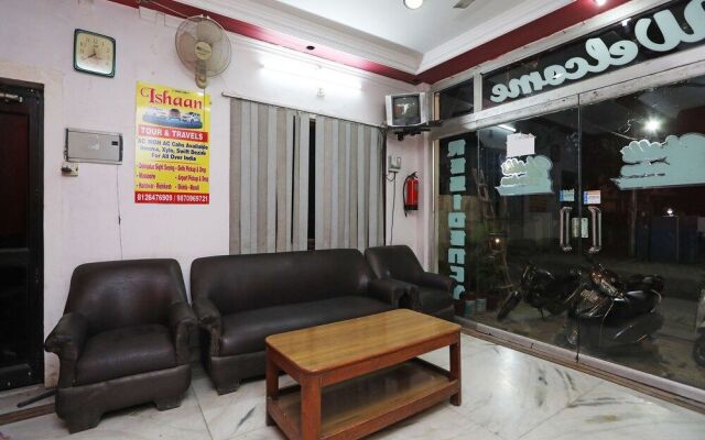 OYO 19820 Hotel Aanandan Residency