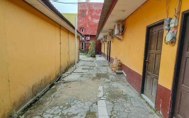 Hotel O Wisma Aluh AmbakNearPantai batu lima Asbullah tmbngn