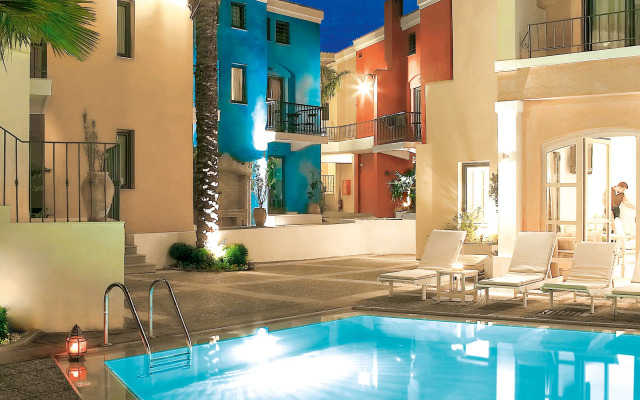 Grecotel Plaza Beach House