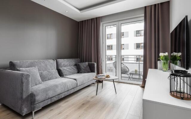 PREMIUM Apartments New Town Private Parking Included