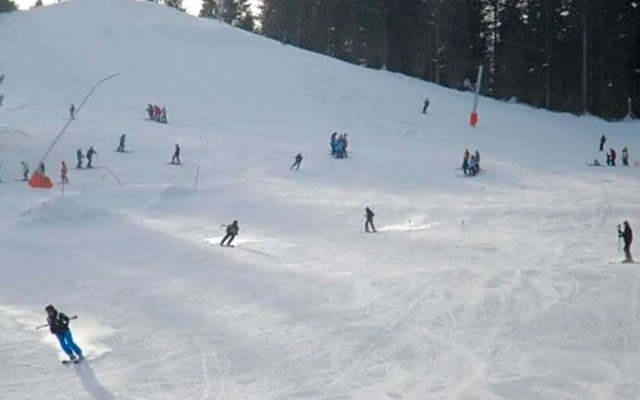 Krpáčovo, Nízke Tatry - chata na kraji lesa