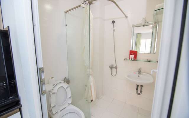 RedDoorz near SC Vivocity Mall 2