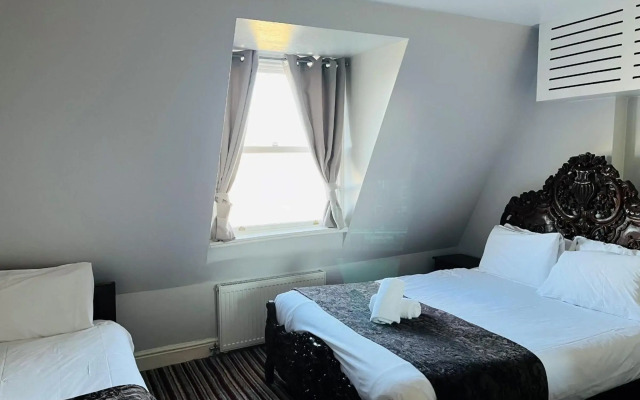 My Place Hotel