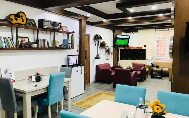 Ferah Hotel