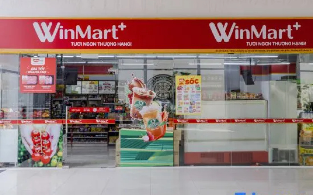 Riverside City Center Apartment near Ben Thanh Market | Free Pool – People – Ho Chi Minh City
