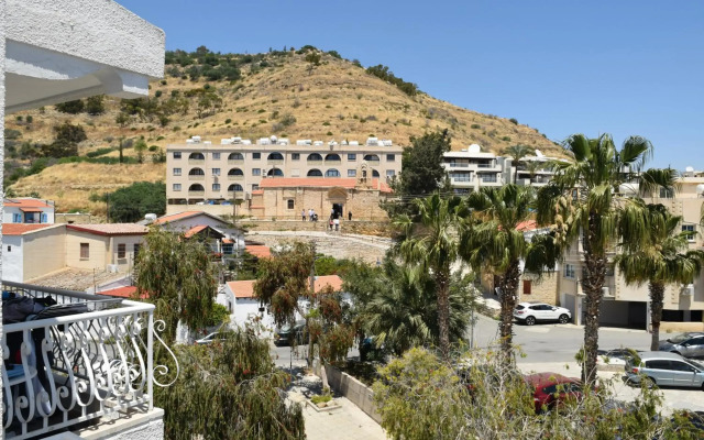 Antonis G. Hotel Apartments