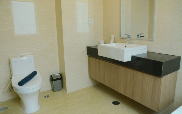 Best Price 2BR Gallery West Residence