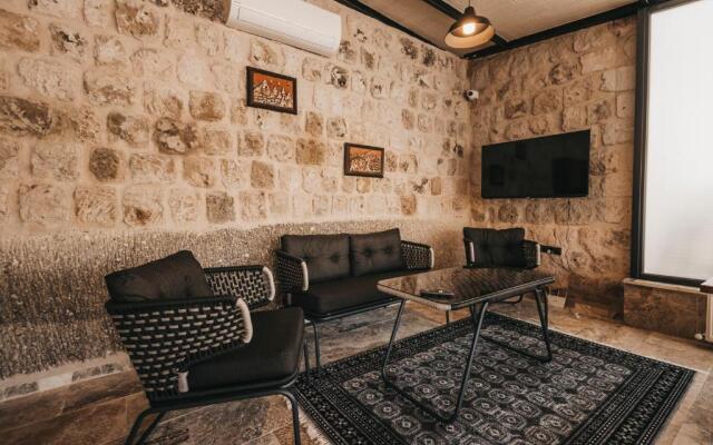 Medusa Cave Hotel