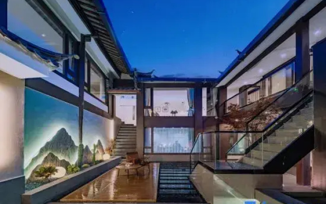 Lanqi Meiju Design Guesthouse (Zhongyi Market Mu's Mansion)