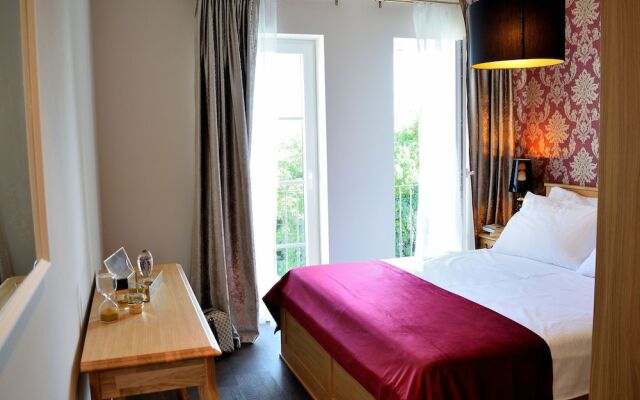Sunlit Villa in Buje With Swimming Pool