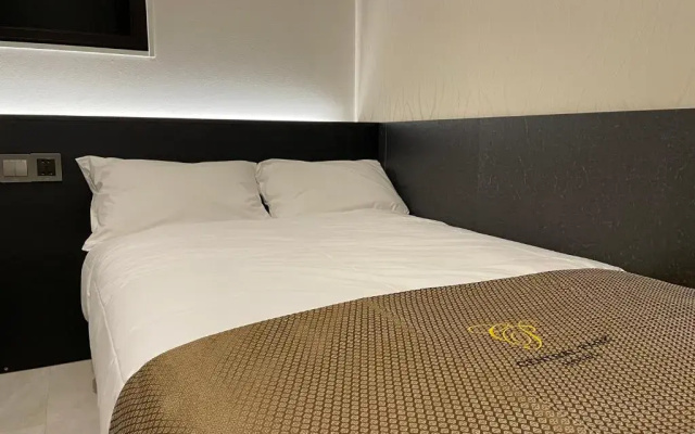 Central Park Hotel