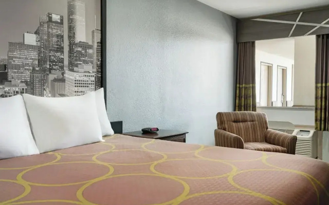 OYO Crystal Inn