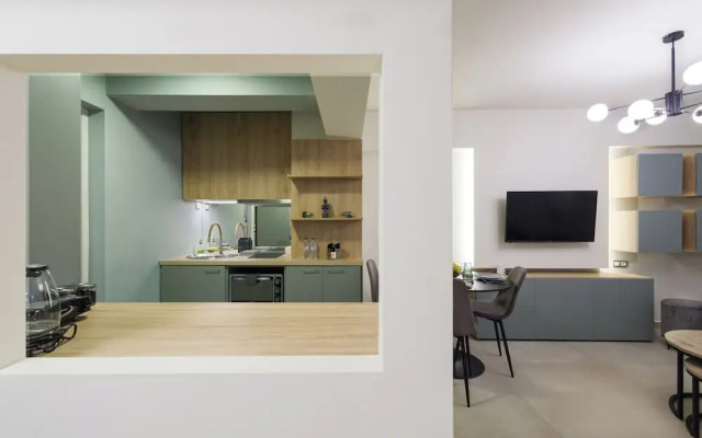 Charming Delphi Residence in Athens