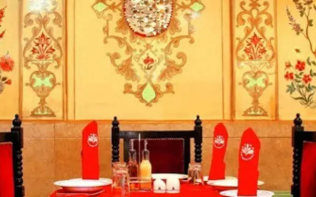 Kowsar Tehran Hotel