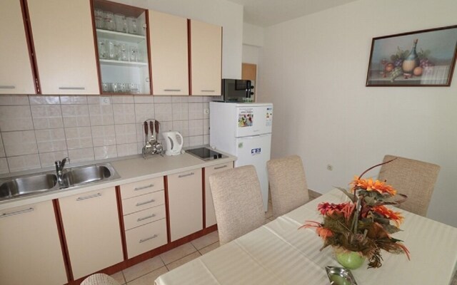 Jovize - Free Parking - A5