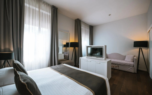 Hotel De la Ville
