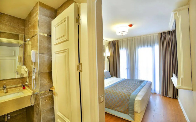 Beethoven Suit Hotel