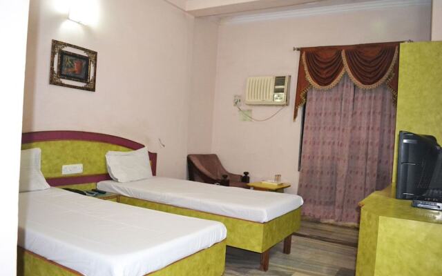 Hotel Varanasi Palace