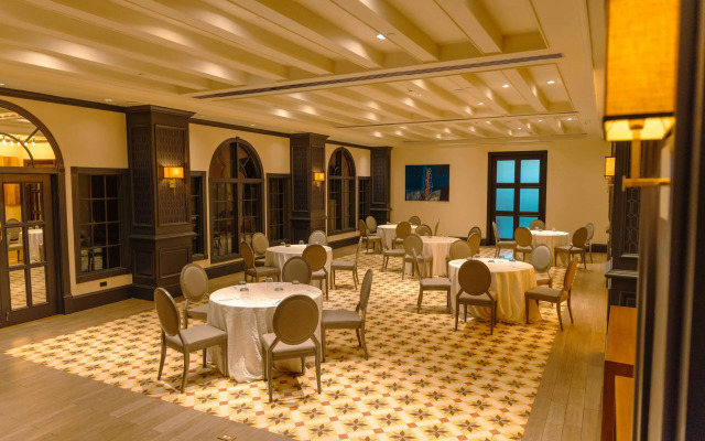 Bristol Panama, a Registry Collection Hotel