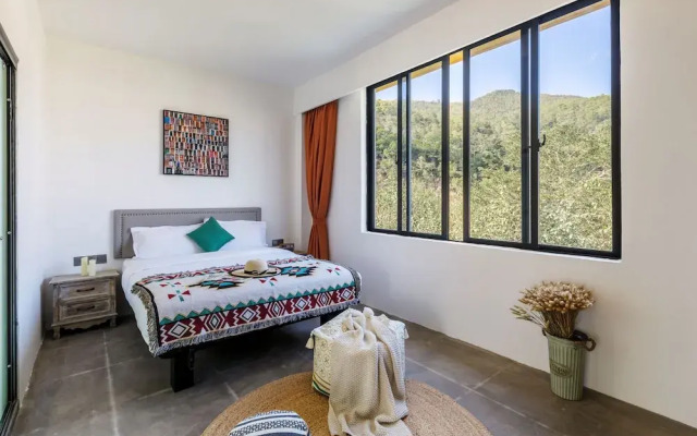 HAJANA Beachside Homestay