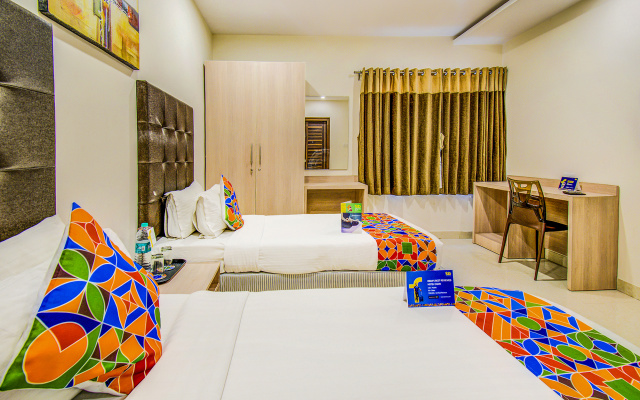 Fabhotel Pearl City