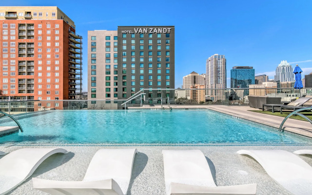 Locale Austin Rainey Street