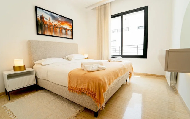 New Central and Luxury In Jardin de Carthage