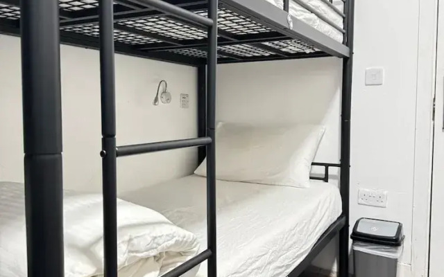 Rahman Hostel - Manchester