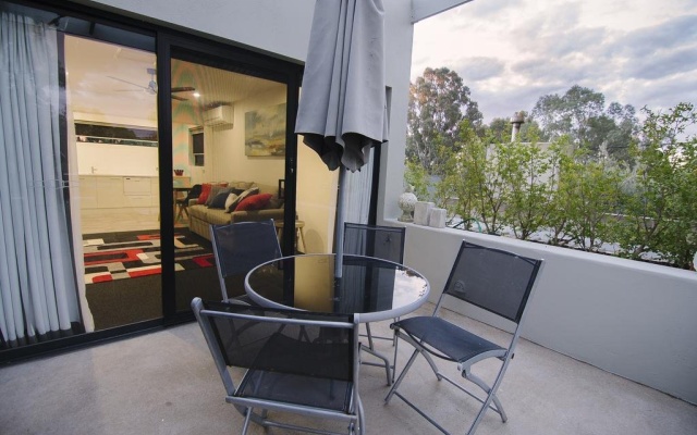 The Riverview BnB – Balcony – Buronga