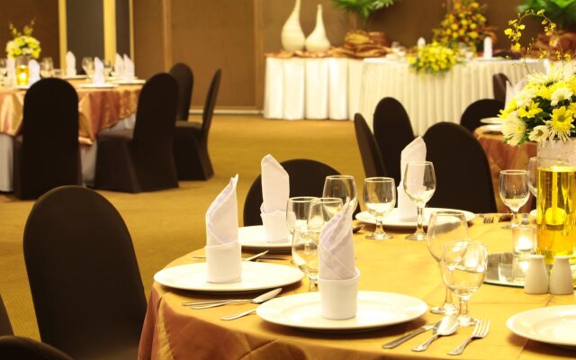 Summit Circle Cebu