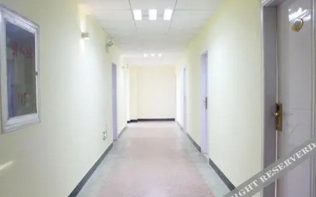 Rongcheng Jiazhou Express Hotel