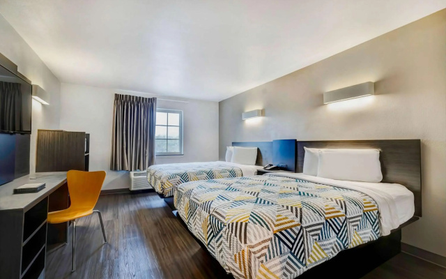Motel 6 Mesquite, TX - Balch Springs