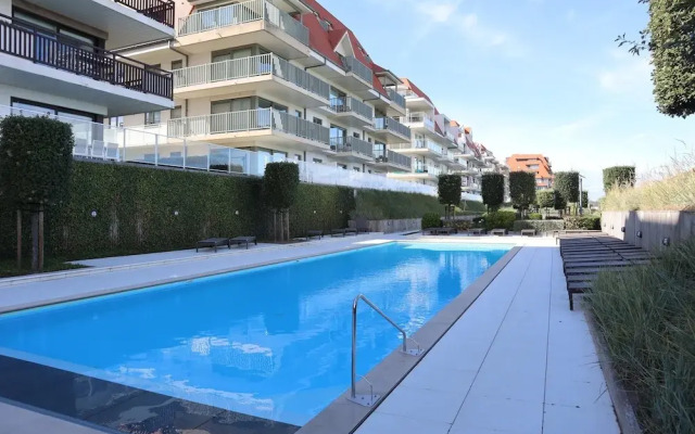 Apartment in Nieuwpoort With sea Views