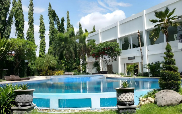 The Sun Hotel Sidoarjo