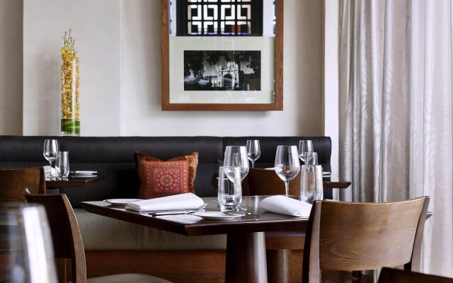 Hotel Lindrum Melbourne MGallery by Sofitel