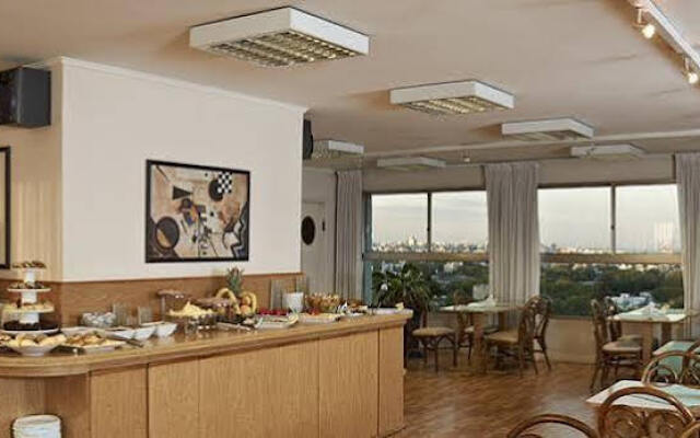 Days Inn by Wyndham Montevideo