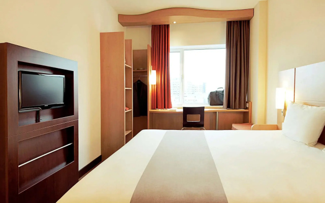 ibis Lyon Est Beynost A42
