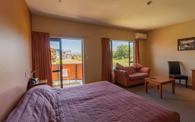 Waterfront Motels