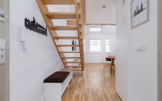 Duplex Studio Stachowicza by Renters