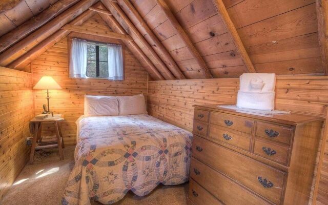Zephyr Cabin by Lake Tahoe Accommodations