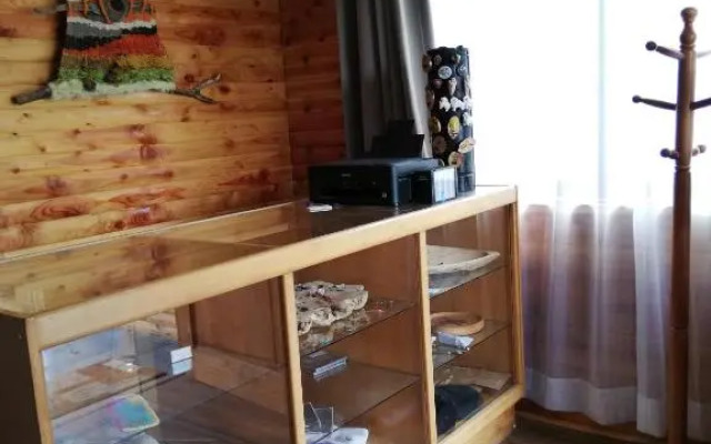 Puesto Cánogas Hostal