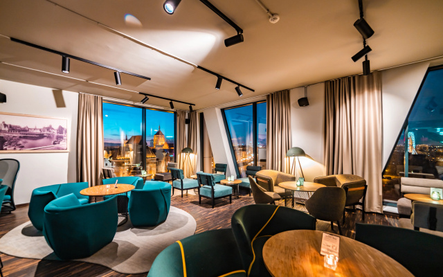 Holiday Inn Gdansk - City Centre by IHG - Image 2