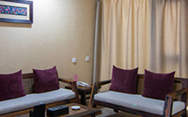 Leisure Inn Yangshuo Jiujie Lou