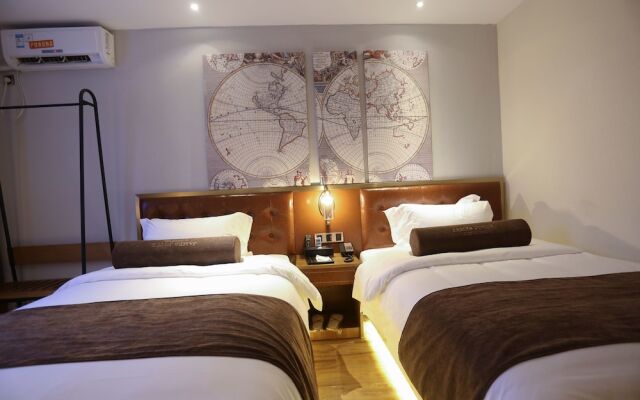 James Joyce Coffetel Nanchang West Station Nanchang University