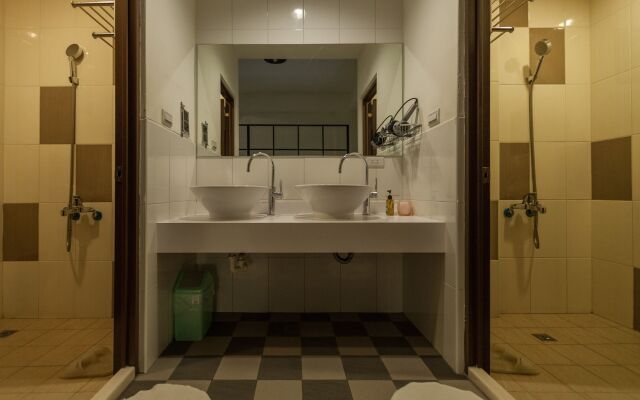 Sleeping Boot Hostel