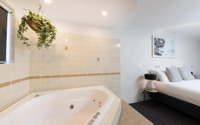 Best Western Lakesway Motor Inn