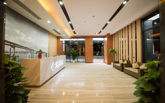 Chonpines Hotels·Chongqing Jiefangbei Hongyadong